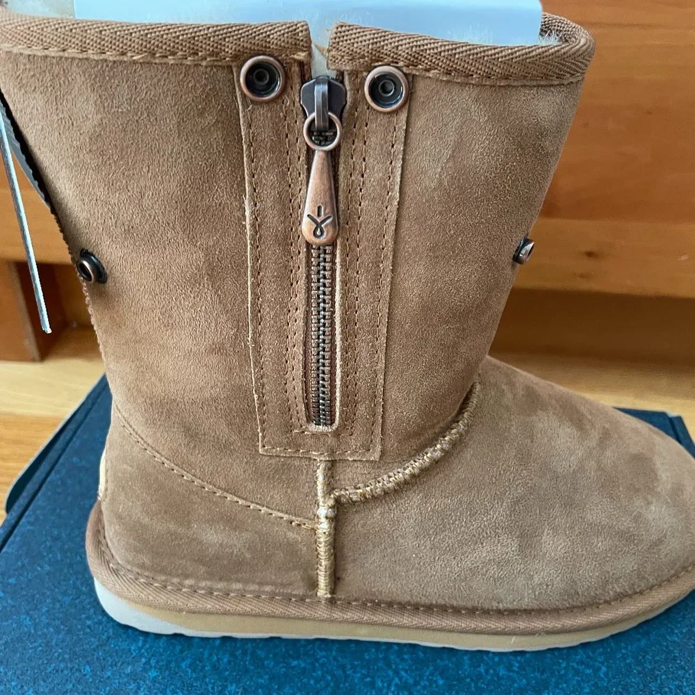 Sheepskin Shearling Lining Side Zip Boots from EMU - Picture 9 of 16